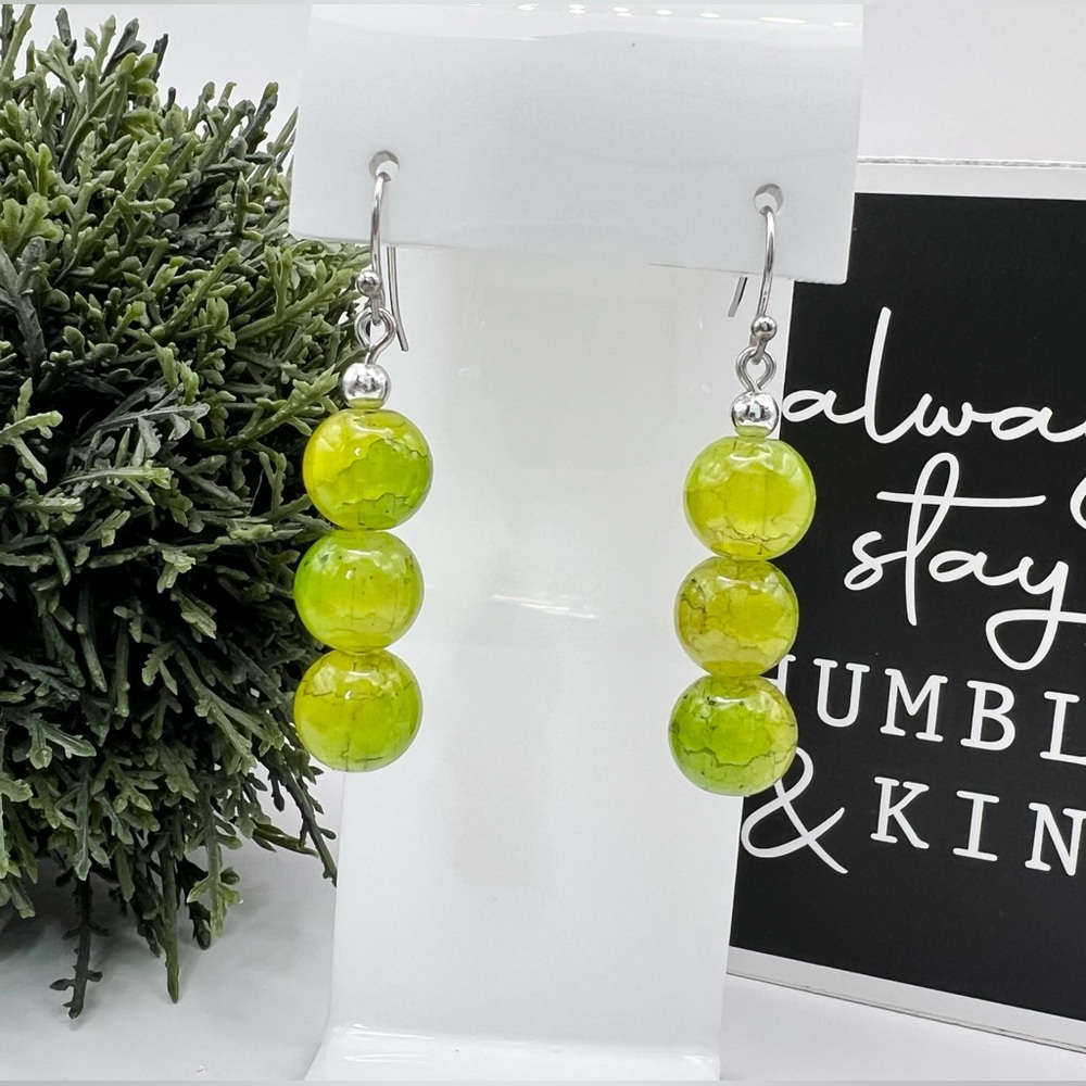 PERIDOT COLOR EARRINGS